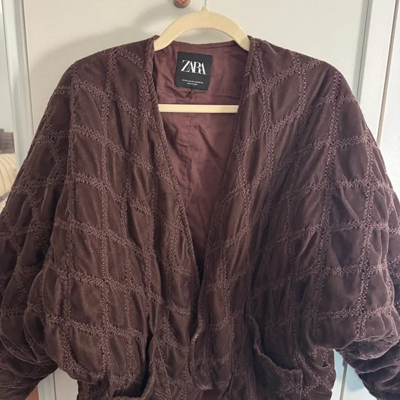 ZARA purple velvet quilted kimono jacket - Picture 3 of 6